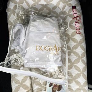 Dock a tot white cover